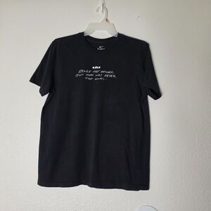 Nike LeBron James Witness Graphic T-Shirt Black Mens Large NBA Tee